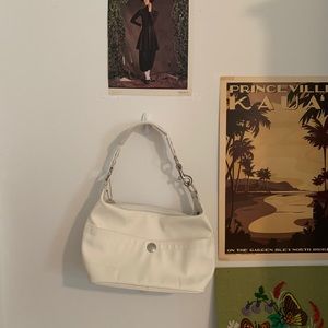 WHITE LEATHER COACH PURSE